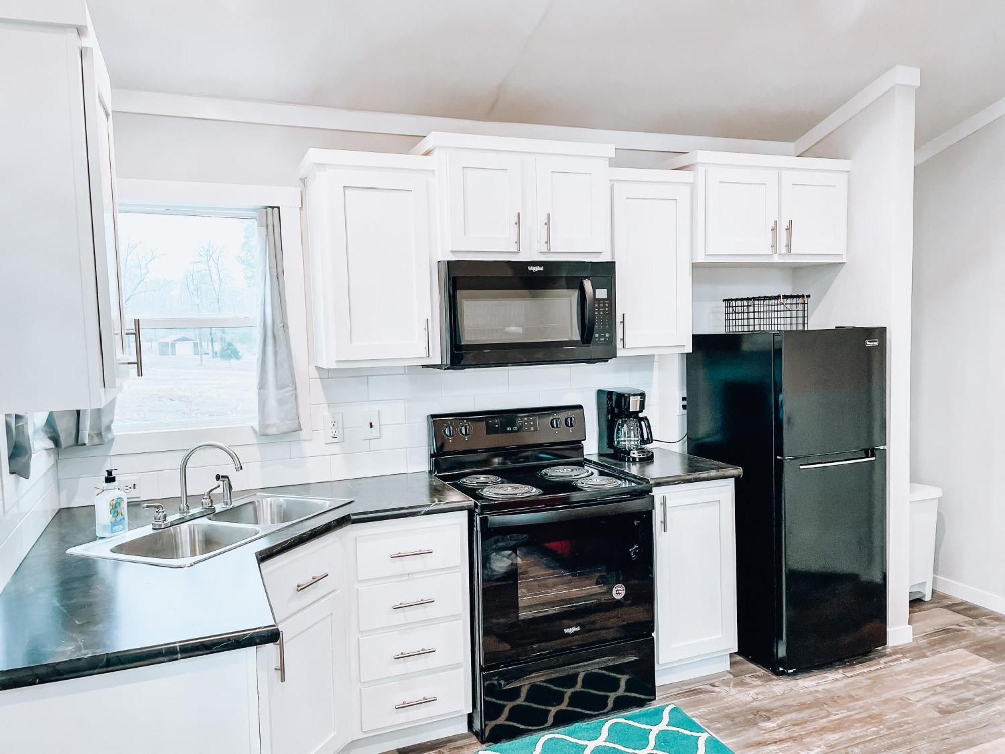 Private Tiny Home Royal Ridge Getaway Εξωτερικό φωτογραφία
